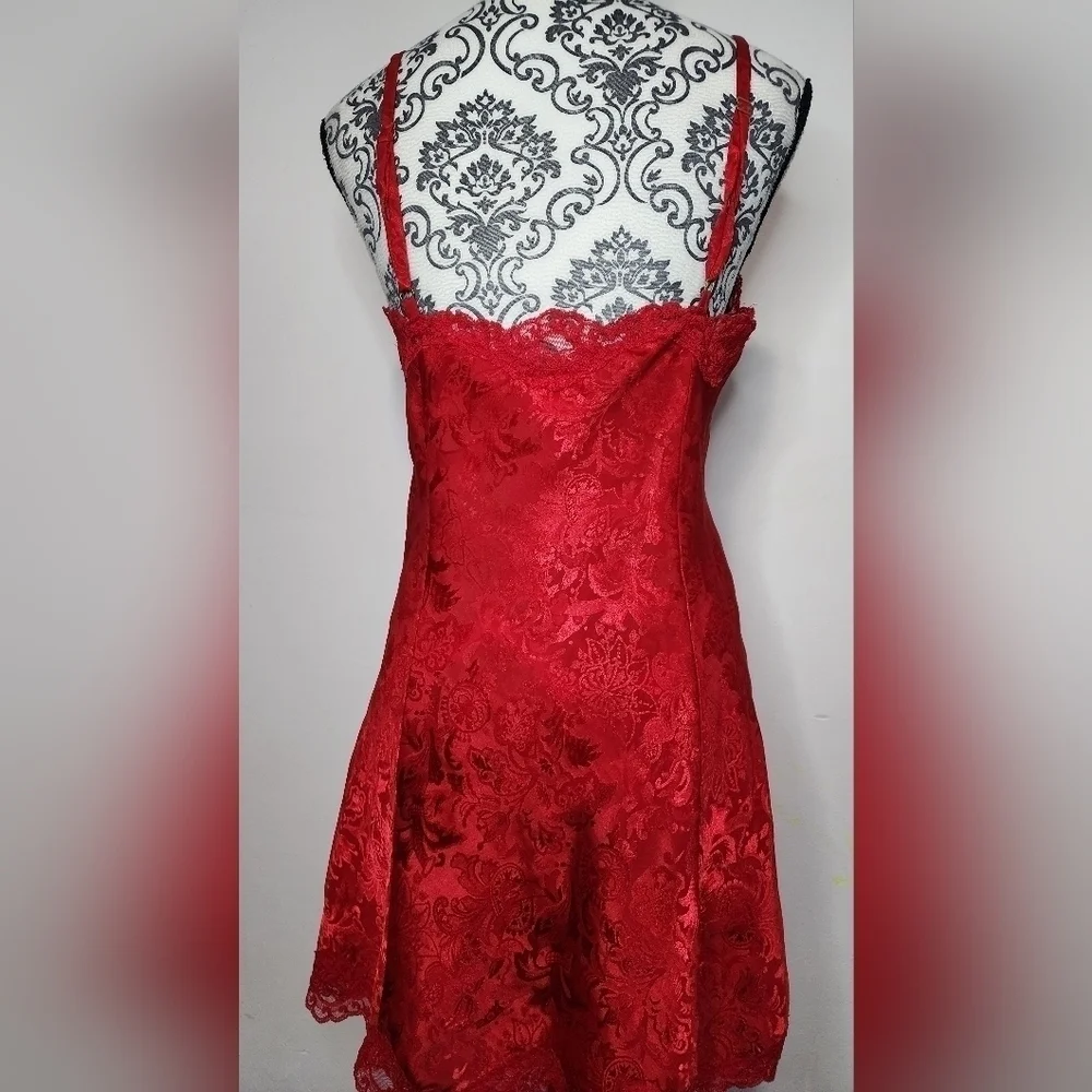 Victorias Secret Vintage Gold Label Lace Slip Dress size Medium